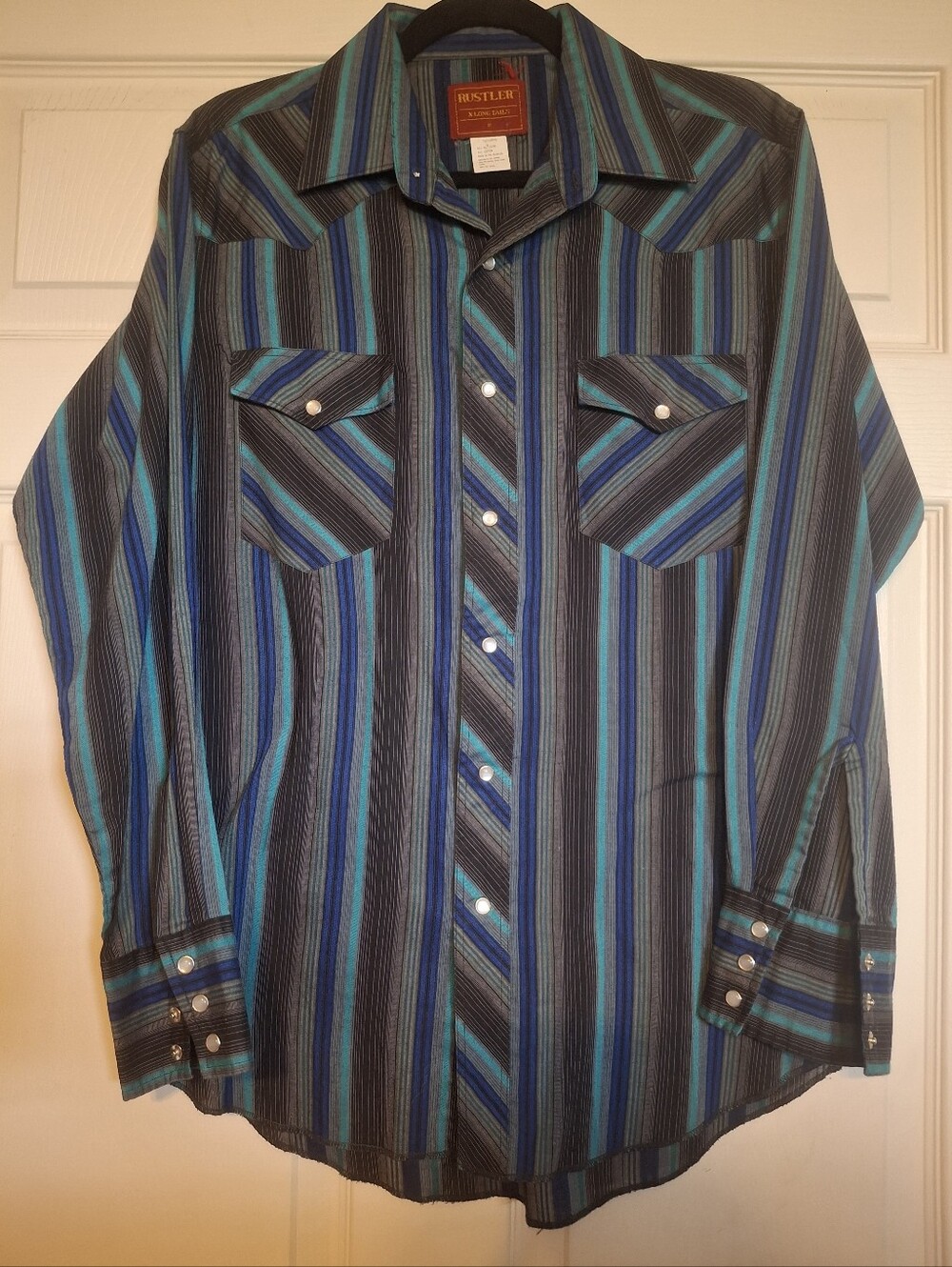 Rustler Men's Western Pearl Snap Long Sleeve Shirt